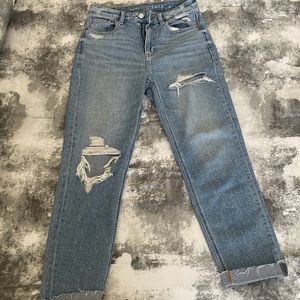 American Eagle Outfitters Light Blue Ripped Boyfriend Jeans